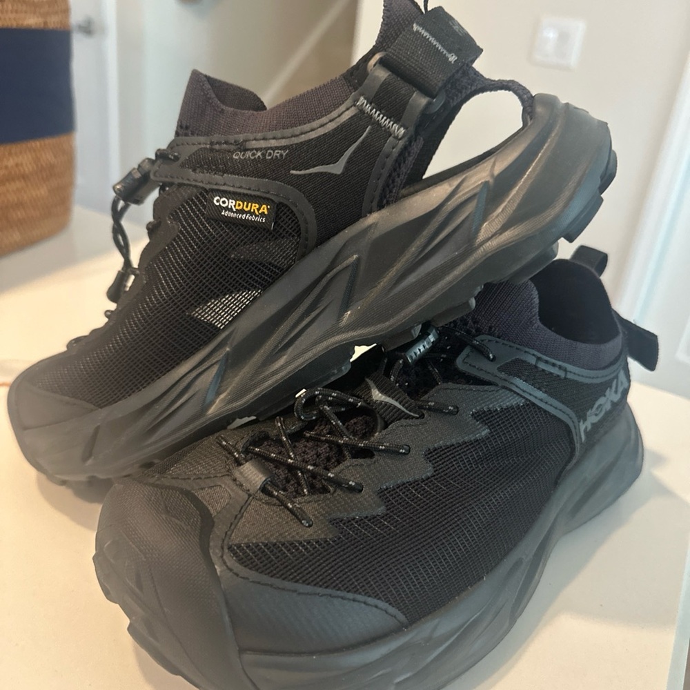 Hoka HOPARA 2 Athletic Shoes sandals Hiking water Size 6.5 Excellent